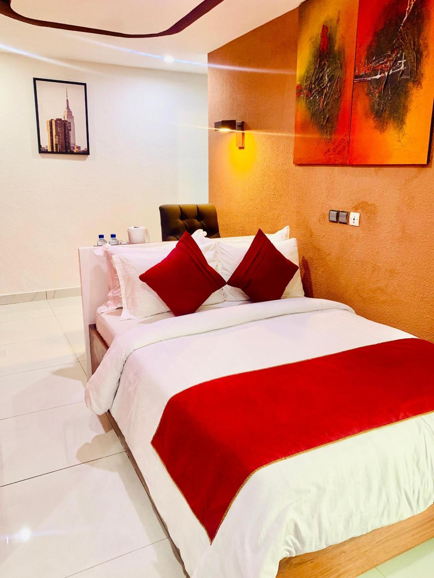 Hotel La Casa Cielo Cotonou Extérieur photo