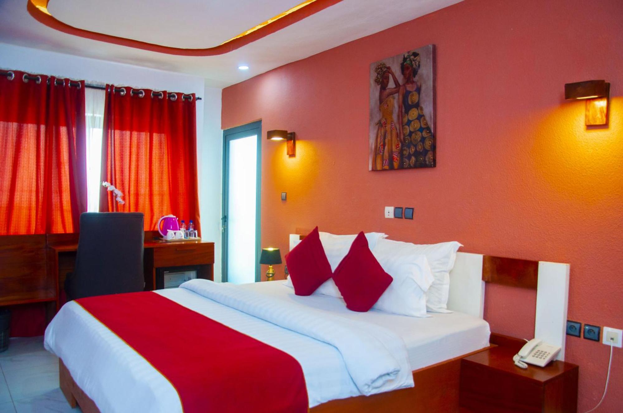 Hotel La Casa Cielo Cotonou Extérieur photo